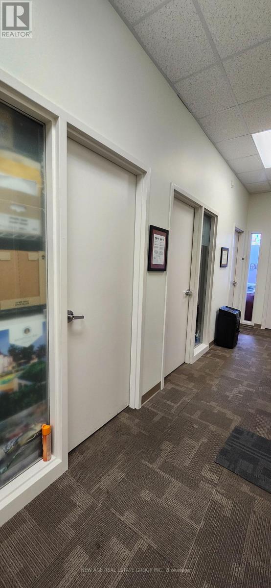 106 - 1065 Canadian Place, Mississauga, Ontario  L4W 1J9 - Photo 27 - W12591336