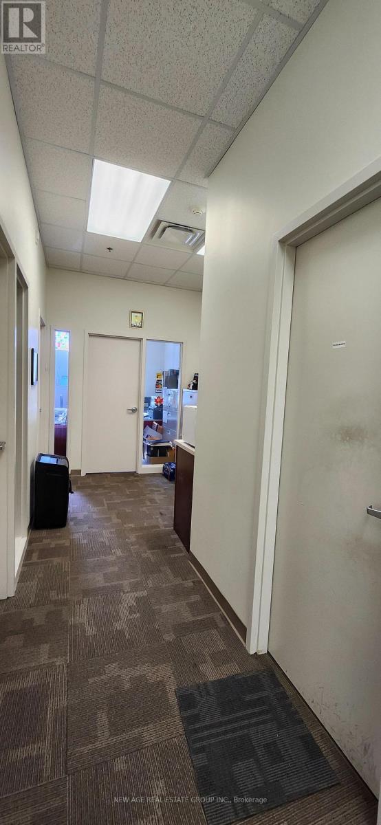 106 - 1065 Canadian Place, Mississauga, Ontario  L4W 1J9 - Photo 28 - W12591336