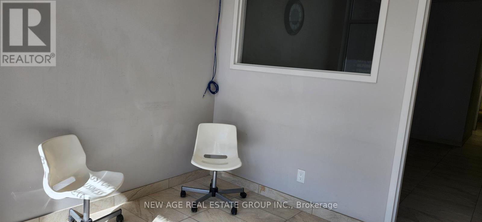 106 - 1065 Canadian Place, Mississauga, Ontario  L4W 1J9 - Photo 38 - W12591336