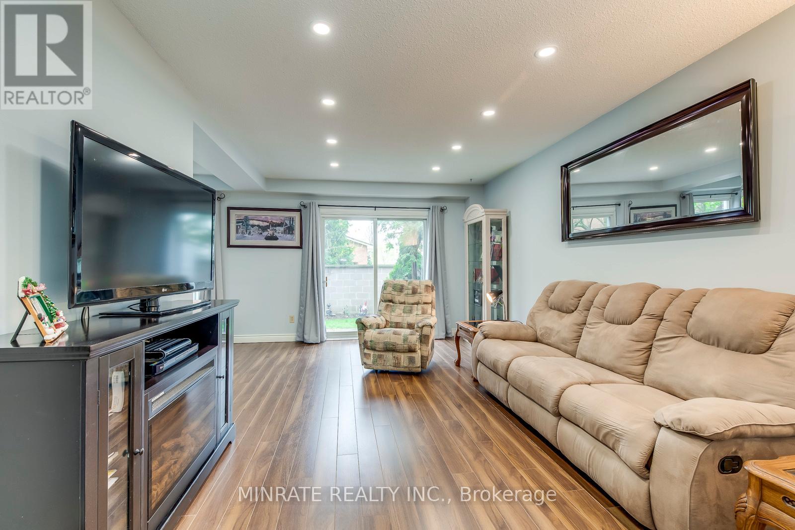 14 - 1548 Newlands Crescent, Burlington, Ontario  L7M 1V6 - Photo 3 - W12591350