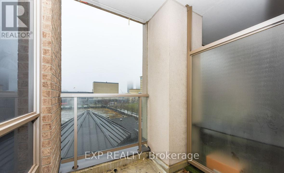 410 - 388 Prince Of Wales Drive, Mississauga, Ontario  L5B 0A1 - Photo 21 - W12591394