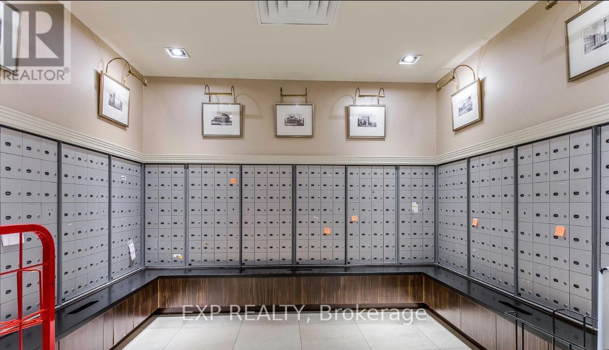 410 - 388 Prince Of Wales Drive, Mississauga, Ontario  L5B 0A1 - Photo 4 - W12591394