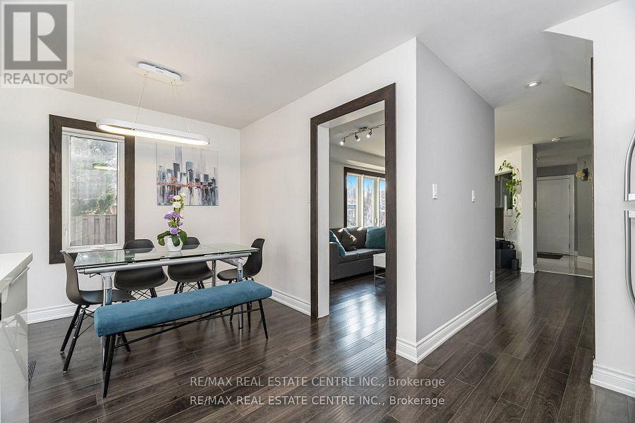 6835 Dillingwood Drive, Mississauga, Ontario  L5N 6Z9 - Photo 21 - W12591406