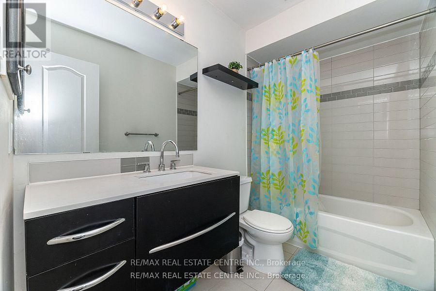 6835 Dillingwood Drive, Mississauga, Ontario  L5N 6Z9 - Photo 33 - W12591406