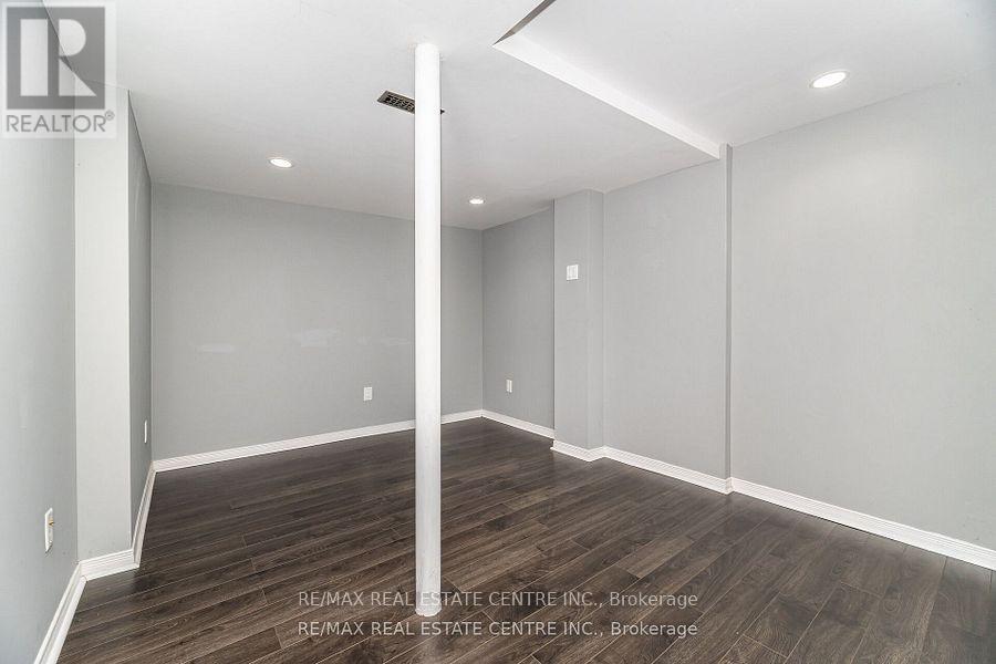 6835 Dillingwood Drive, Mississauga, Ontario  L5N 6Z9 - Photo 42 - W12591406