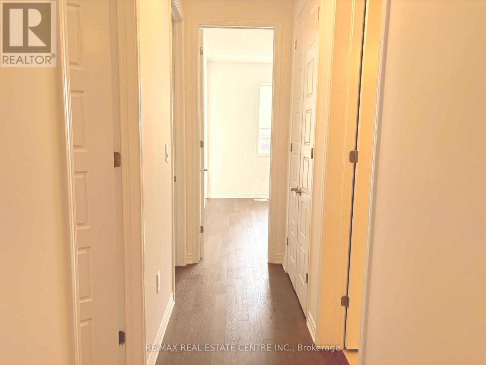 1166 Stirling Todd Terrace, Milton, Ontario  L9E 2E2 - Photo 17 - W12591412