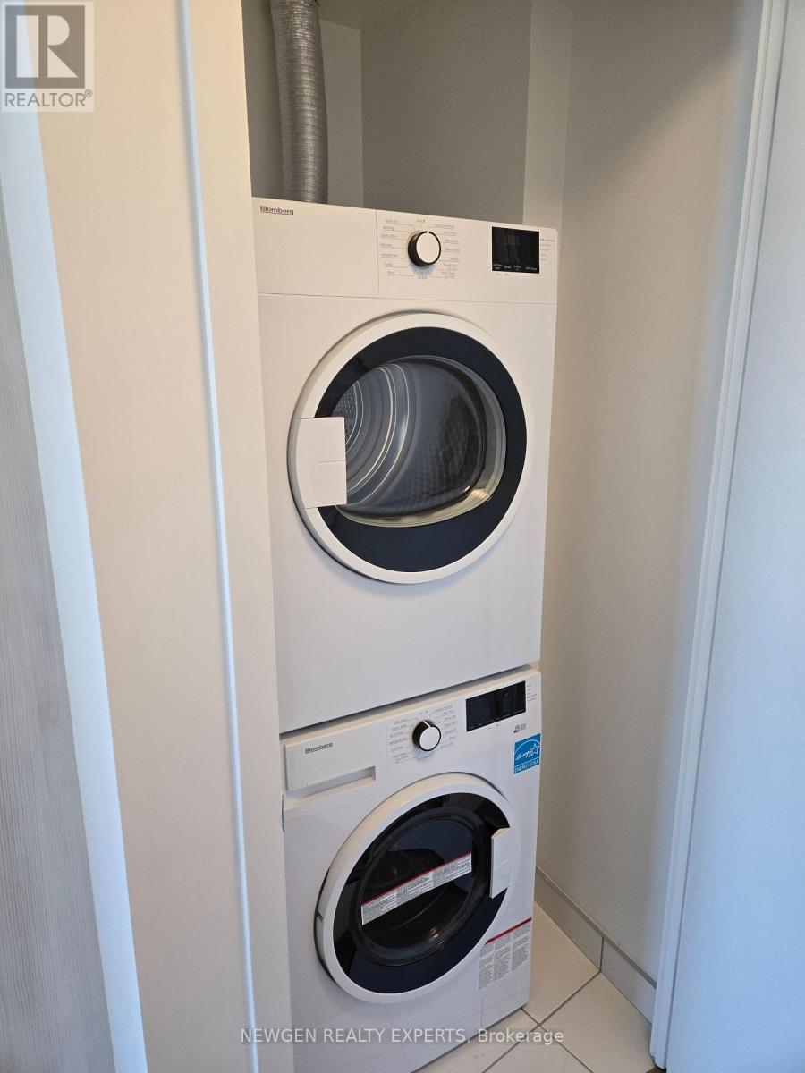 1411 - 2485 Eglinton Avenue W, Mississauga, Ontario  L5M 2T1 - Photo 12 - W12591428