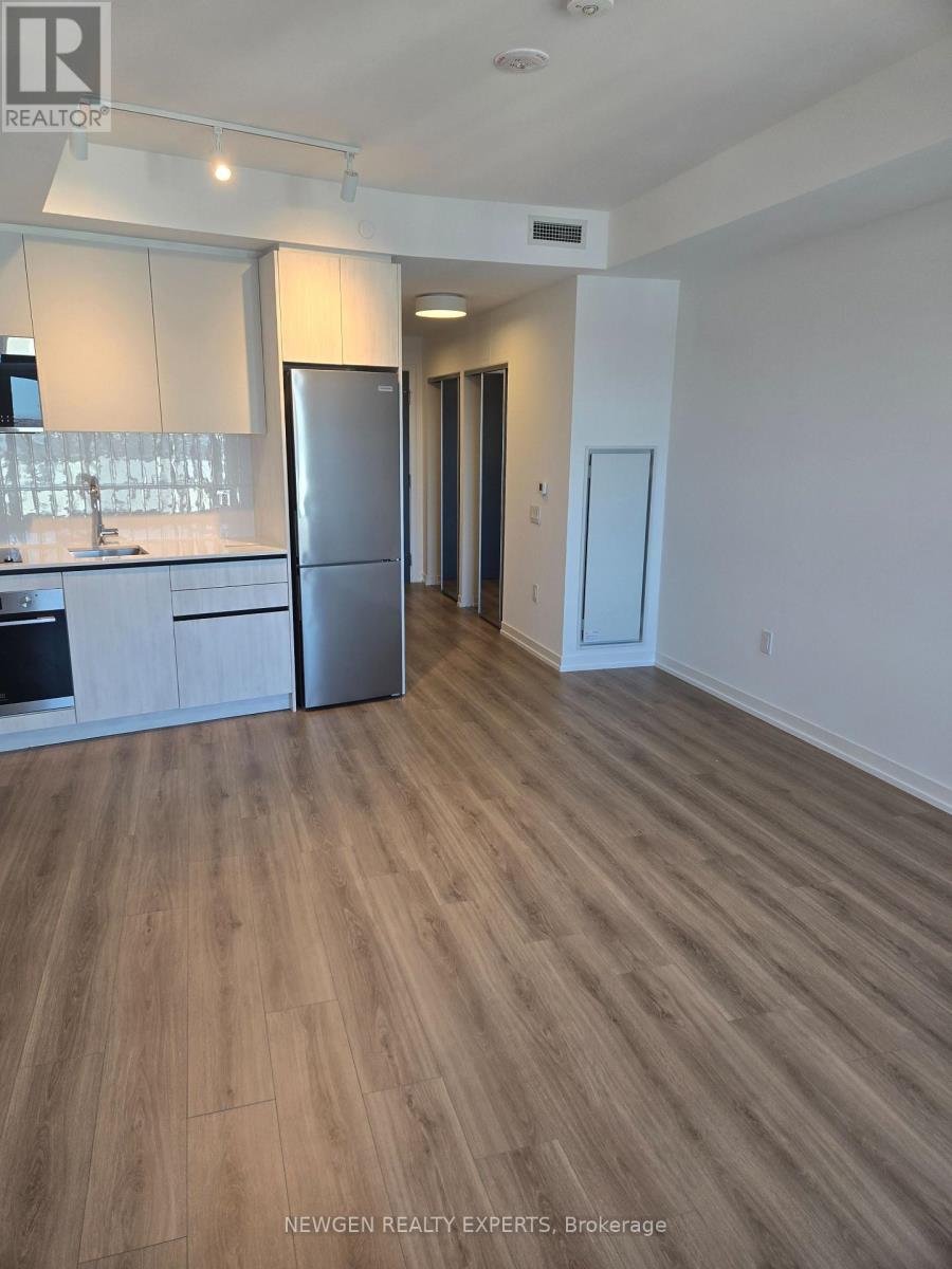 1411 - 2485 Eglinton Avenue W, Mississauga, Ontario  L5M 2T1 - Photo 8 - W12591428