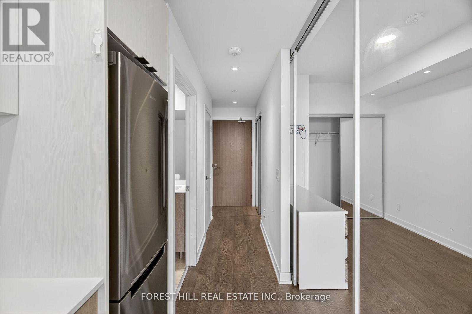 4009 - 1928 Lake Shore Boulevard, Toronto, Ontario  L4C 5T2 - Photo 3 - W12591436