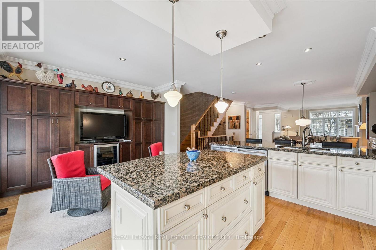 26 - 2369 Ontario Street, Oakville, Ontario  L6L 1A6 - Photo 15 - W12591482