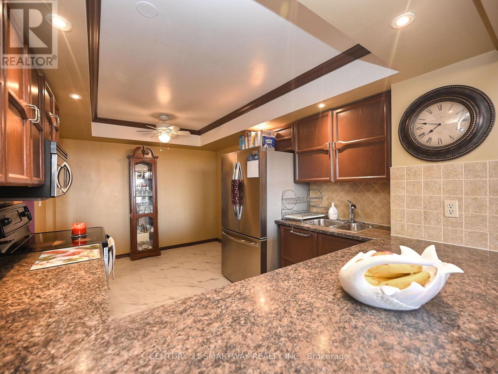 512 - 320 Mill Street S, Brampton, Ontario  L6Y 3V2 - Photo 11 - W12591530