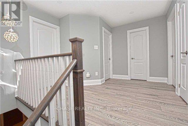 3811 Tacc Drive, Mississauga, Ontario  L5M 6X3 - Photo 3 - W12591544