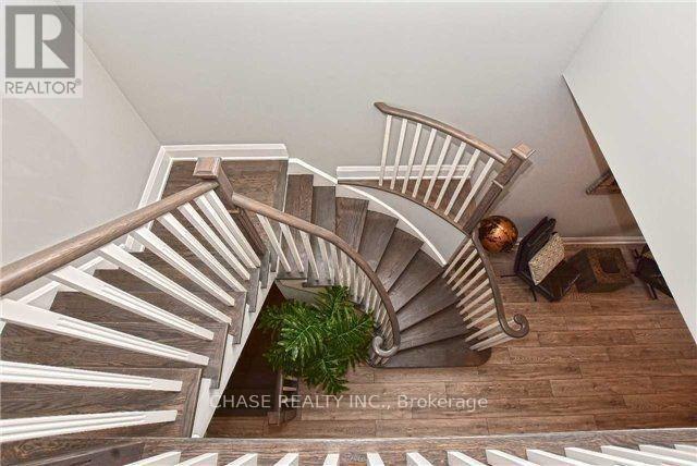 3811 Tacc Drive, Mississauga, Ontario  L5M 6X3 - Photo 4 - W12591544