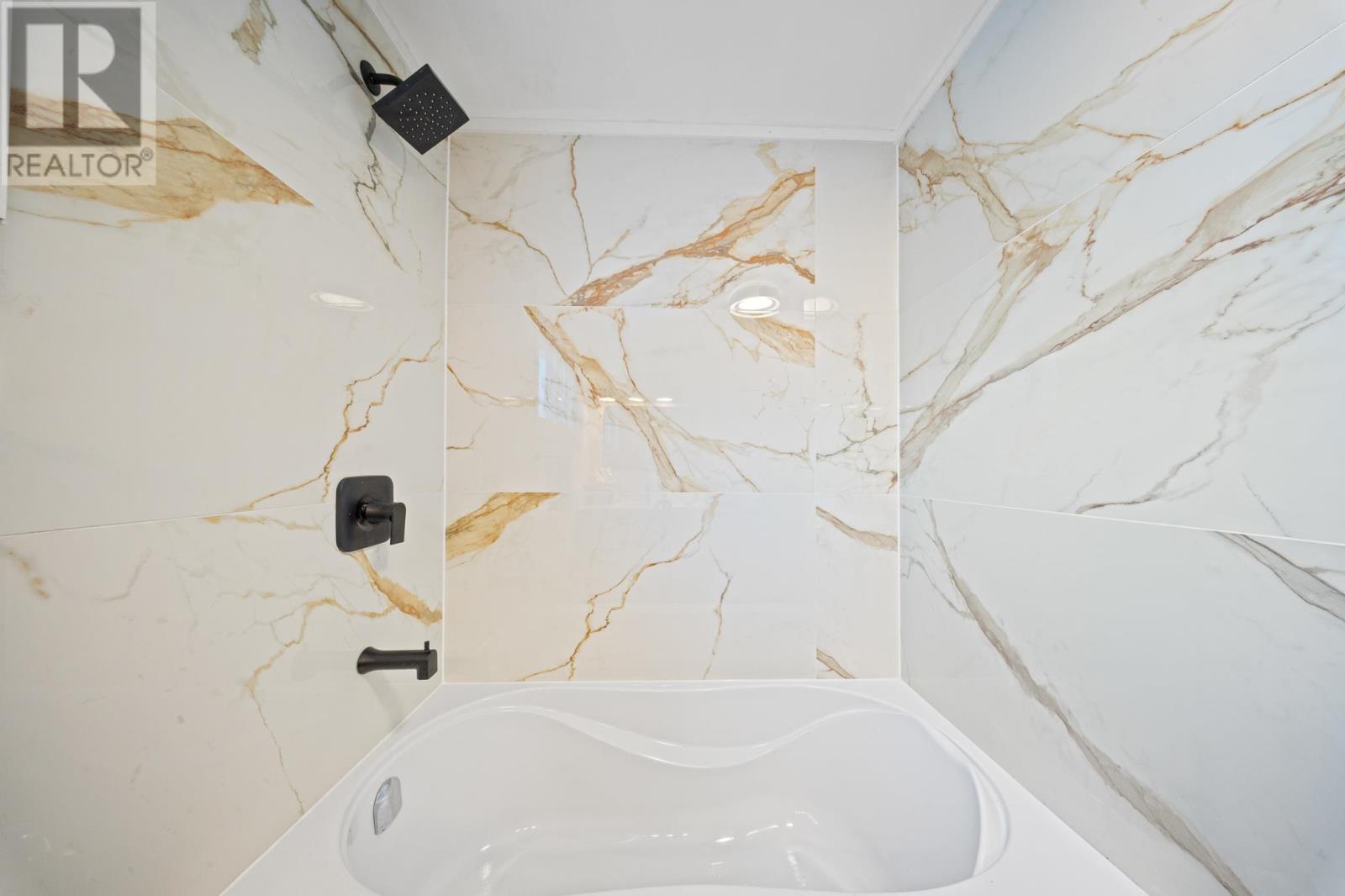 244 Albert St W, Sault Ste. Marie, Ontario  P6A 1B6 - Photo 17 - SM253383