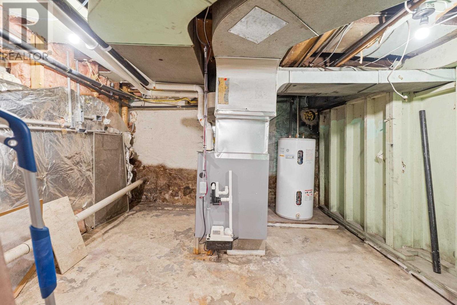 244 Albert St W, Sault Ste. Marie, Ontario  P6A 1B6 - Photo 33 - SM253383