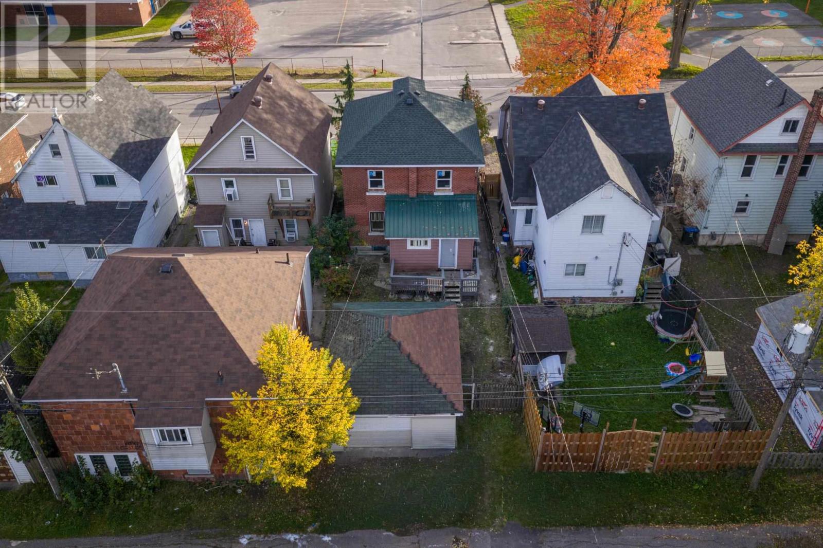 244 Albert St W, Sault Ste. Marie, Ontario  P6A 1B6 - Photo 35 - SM253383