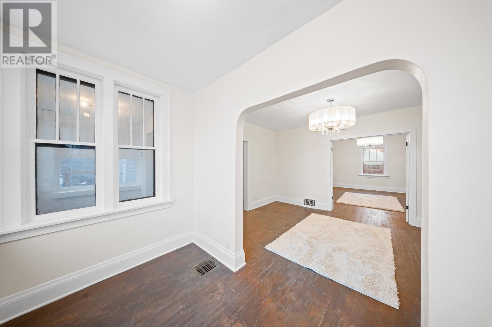 244 Albert St W, Sault Ste. Marie, Ontario  P6A 1B6 - Photo 9 - SM253383