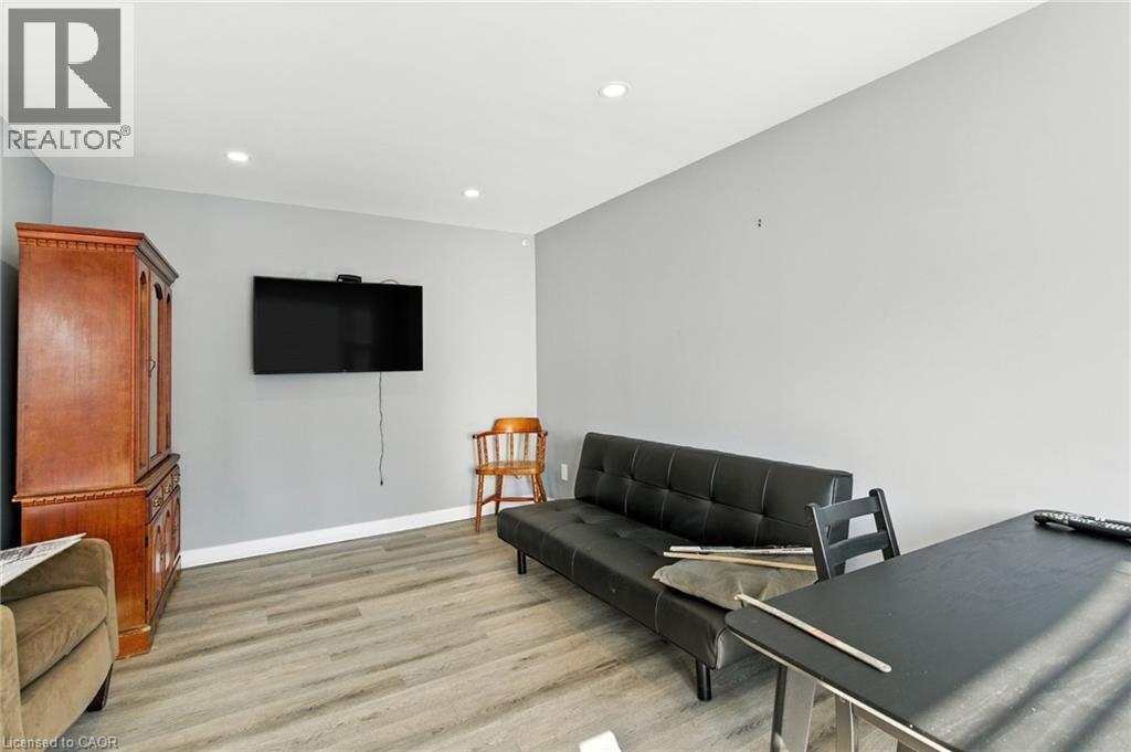 74 East 14th Street, Hamilton, Ontario  L9A 4B5 - Photo 6 - 40789831
