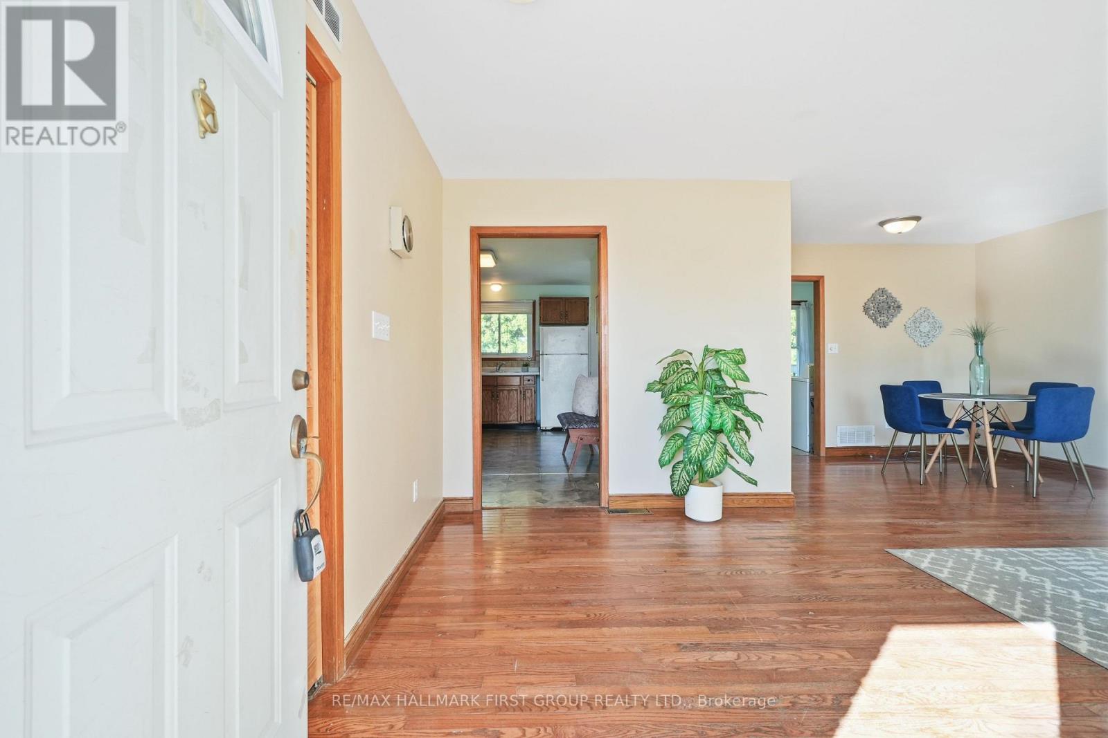 10 Croft Street, Port Hope, Ontario  L1A 1Y8 - Photo 3 - X12591354