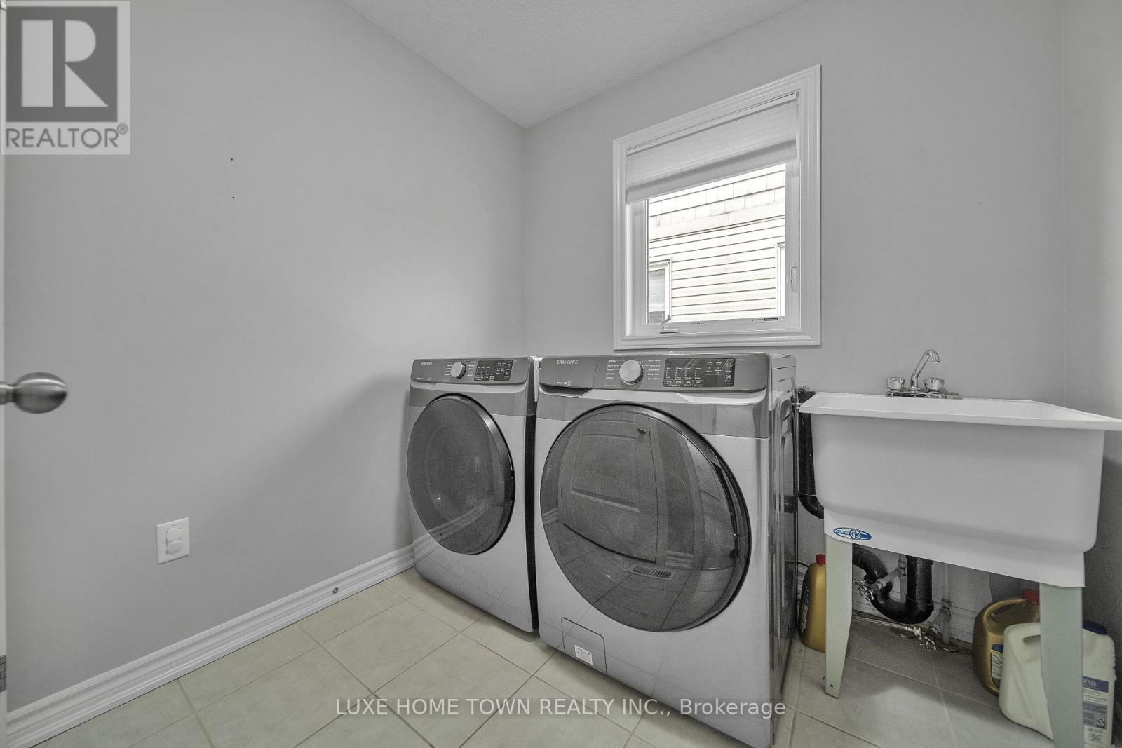 52 Riley Crescent E, Centre Wellington, Ontario  N1M 0C2 - Photo 26 - X12591376