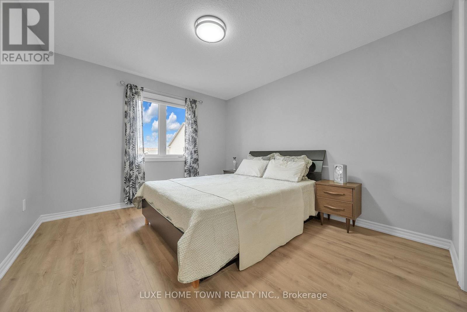 52 Riley Crescent E, Centre Wellington, Ontario  N1M 0C2 - Photo 31 - X12591376