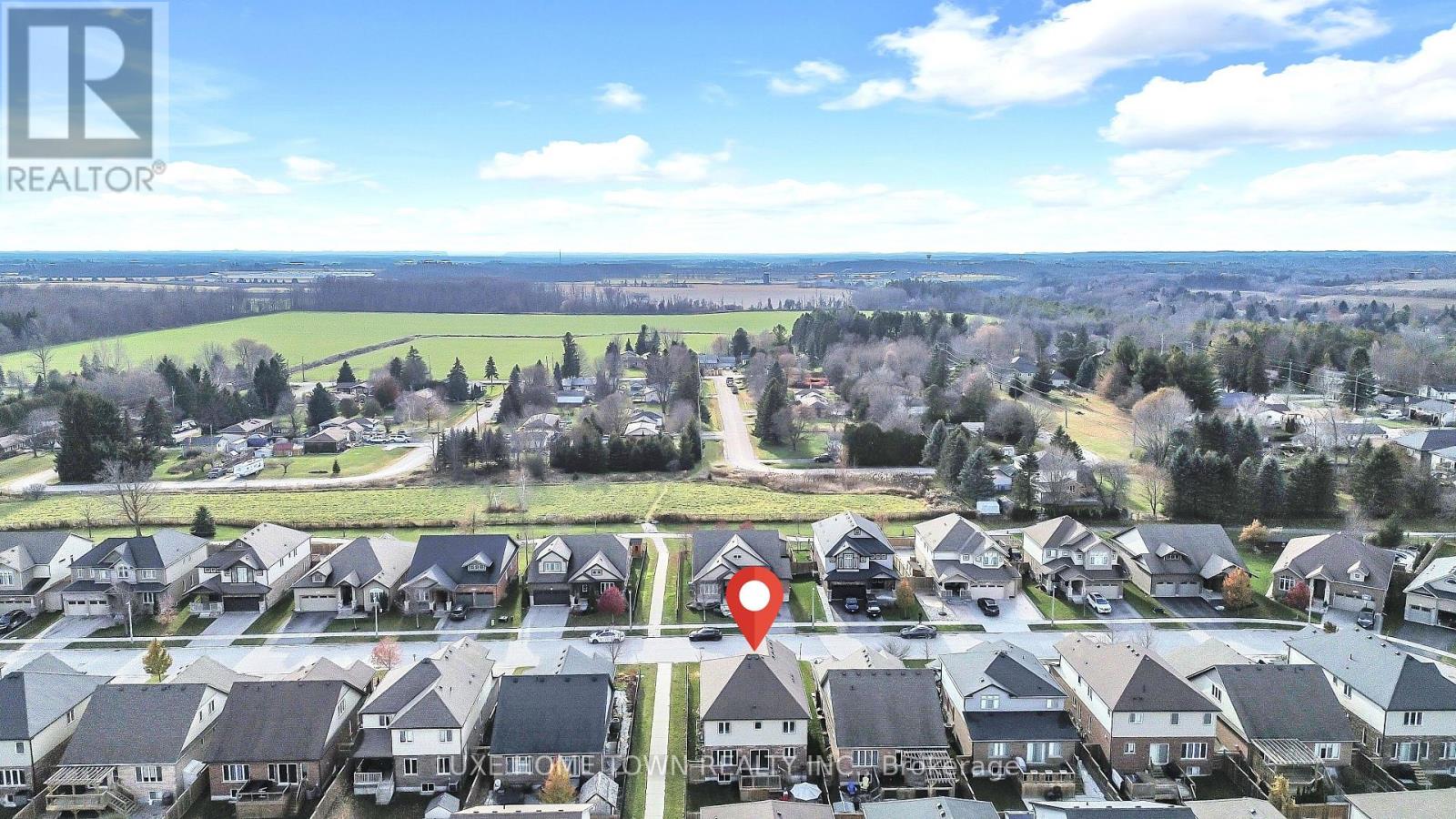 52 Riley Crescent E, Centre Wellington, Ontario  N1M 0C2 - Photo 48 - X12591376