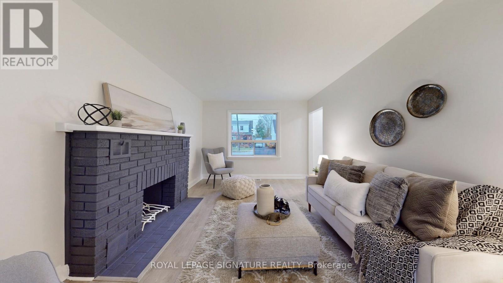 347 Caddy Street, Peterborough, Ontario  K9H 1M2 - Photo 3 - X12591382