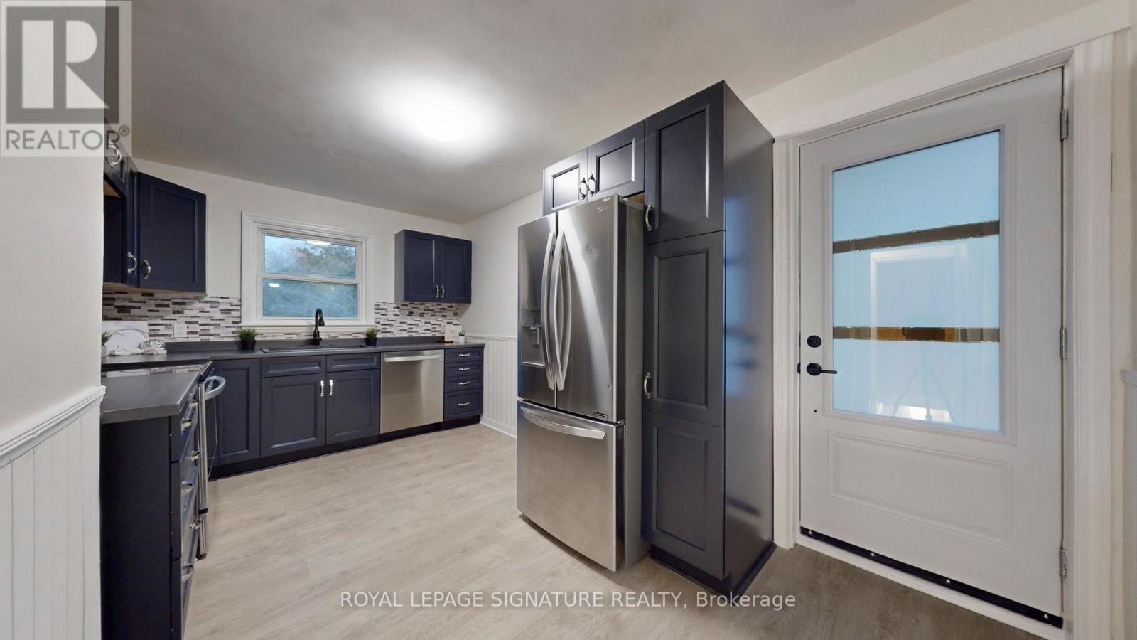 347 Caddy Street, Peterborough, Ontario  K9H 1M2 - Photo 8 - X12591382