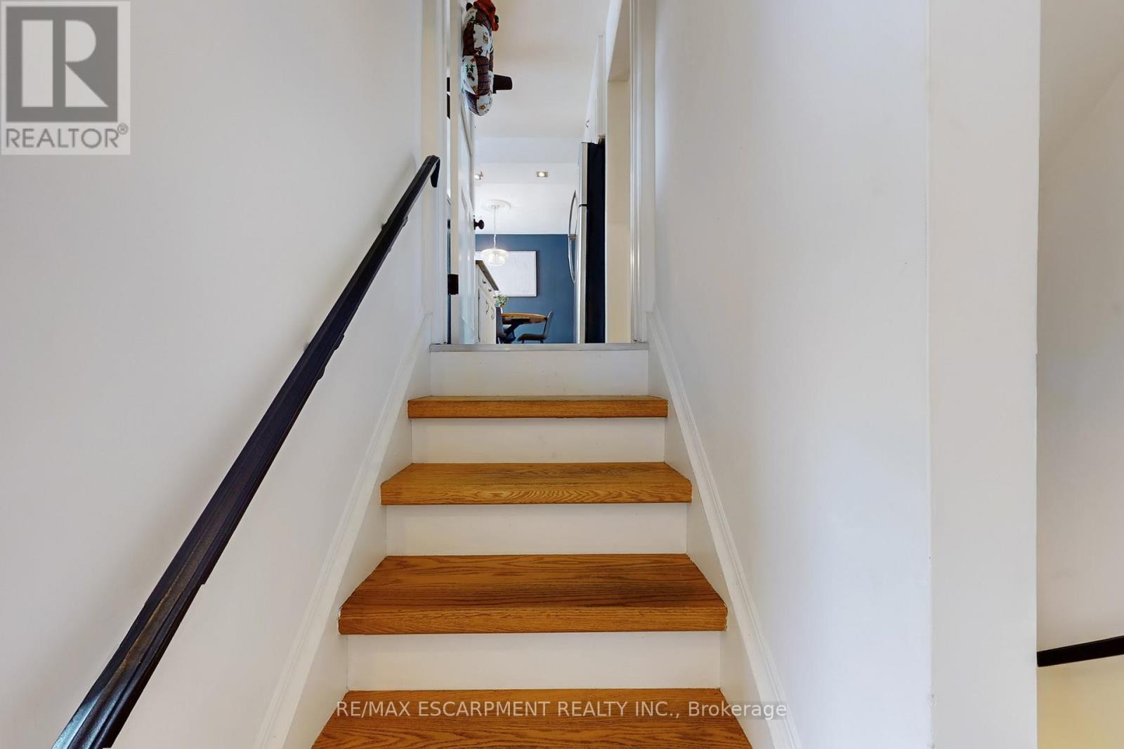 19 Douglas Road, Hamilton, Ontario  L9G 2E2 - Photo 23 - X12591426