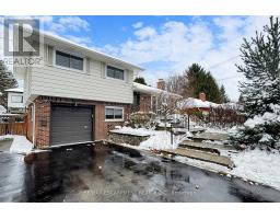 19 Douglas Road, Hamilton (Ancaster), Ca