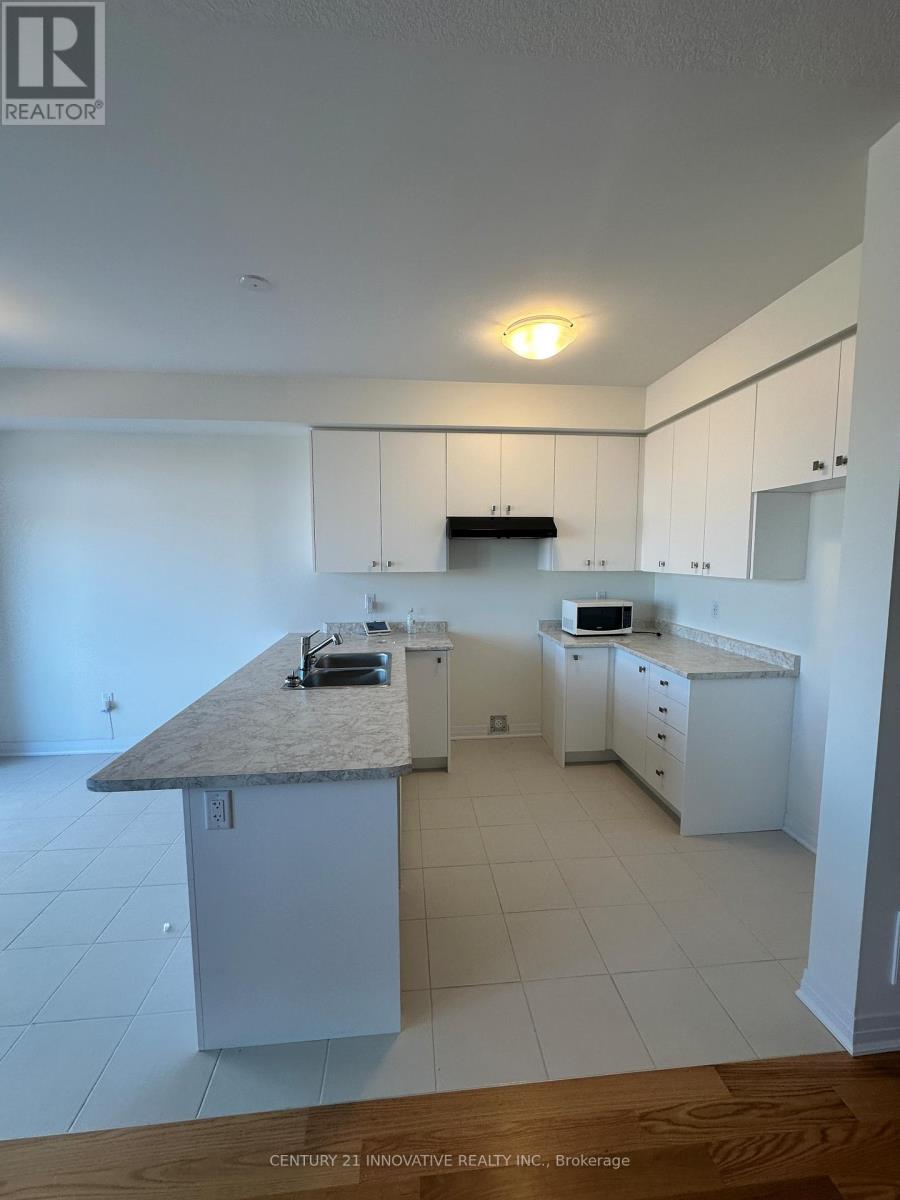 202 Port Crescent, Welland, Ontario  L3B 3J3 - Photo 8 - X12591476