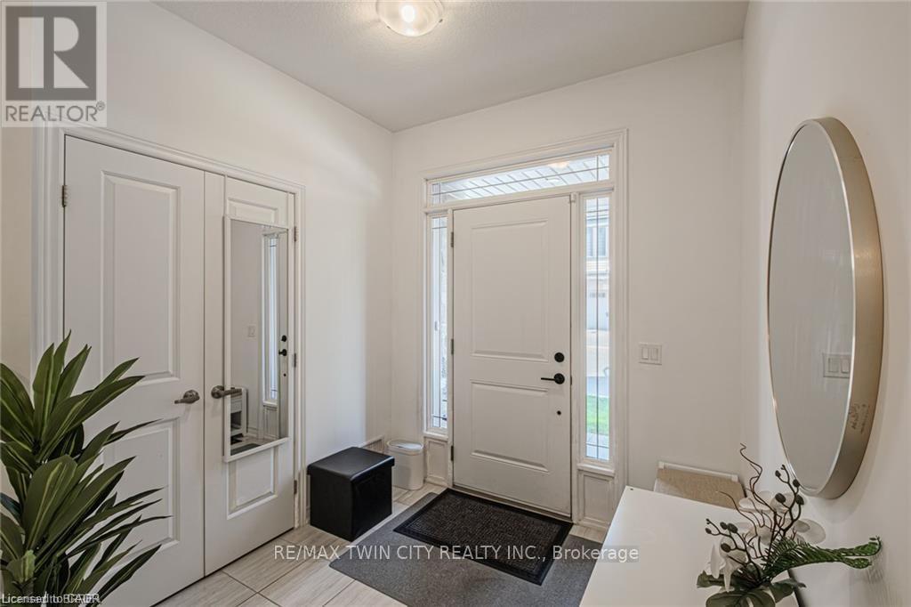 146 - 77 Diana Avenue, Brantford, Ontario  N3T 0R6 - Photo 5 - X12591502