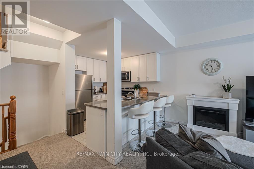 146 - 77 Diana Avenue, Brantford, Ontario  N3T 0R6 - Photo 7 - X12591502