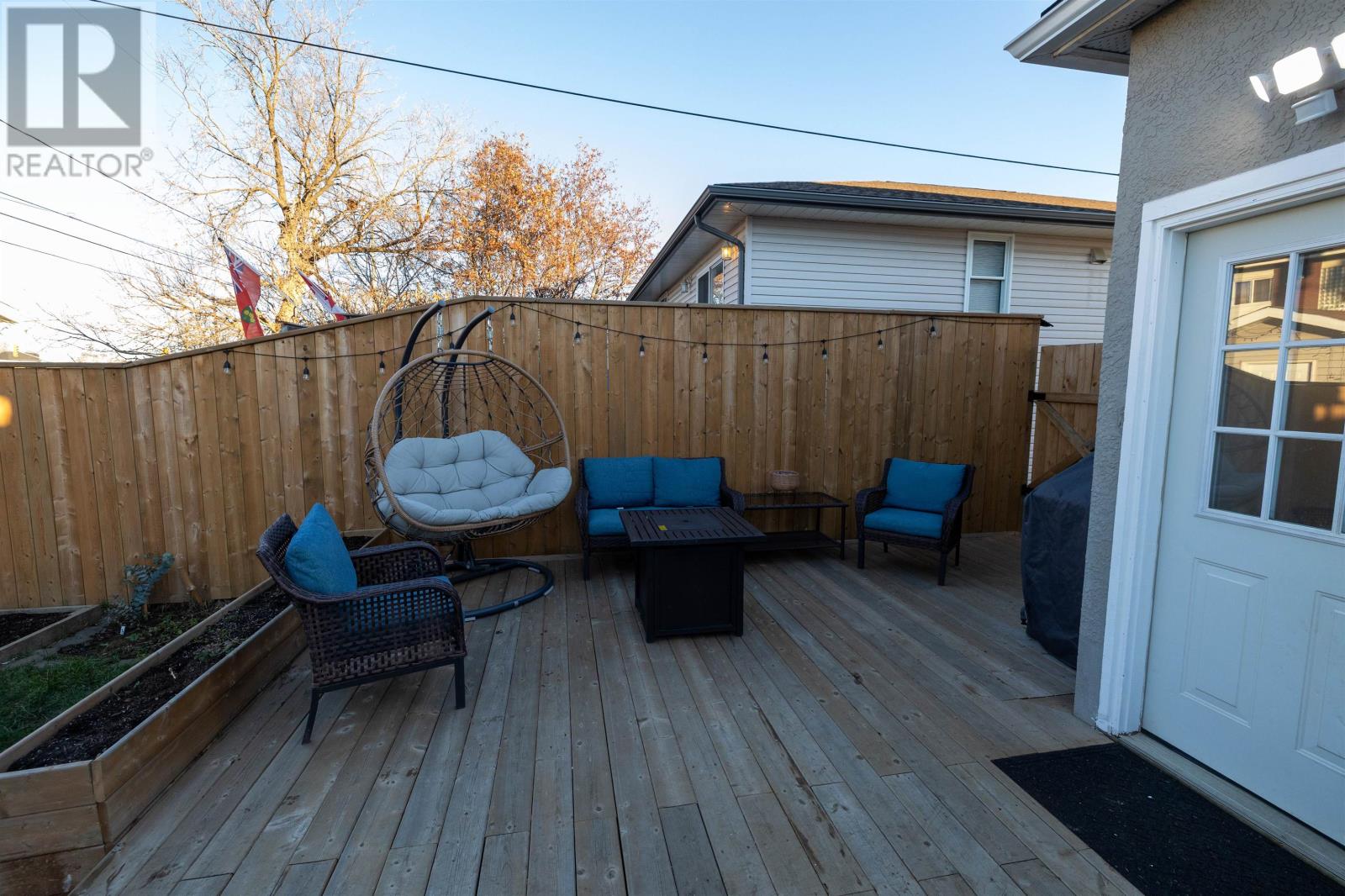 123 Begin St W, Thunder Bay, Ontario P7E 5M3 - Photo 32 - TB253555