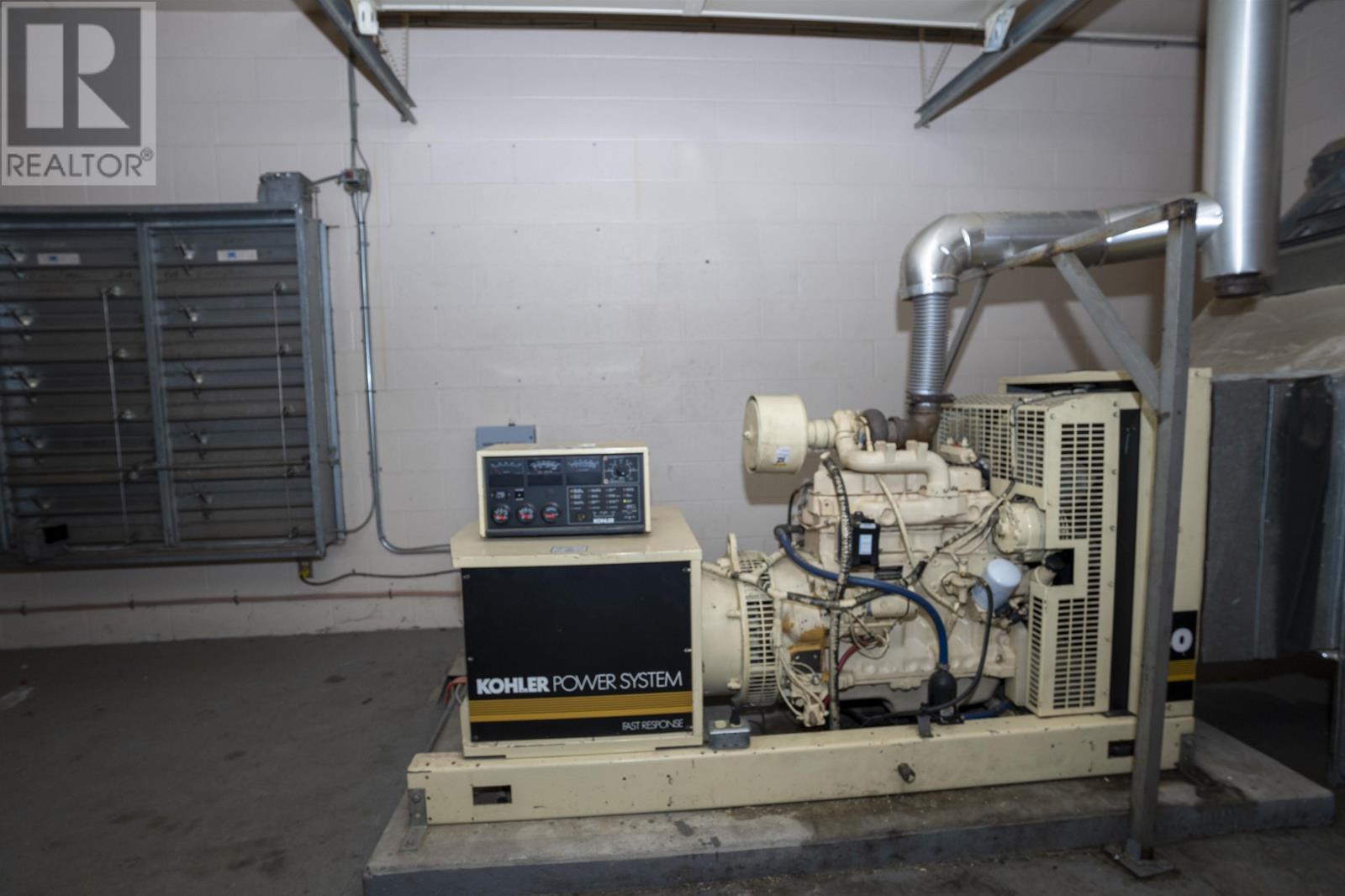 1024 Oliver Rd, Thunder Bay, Ontario P7B 7A5 - Photo 12 - TB253574