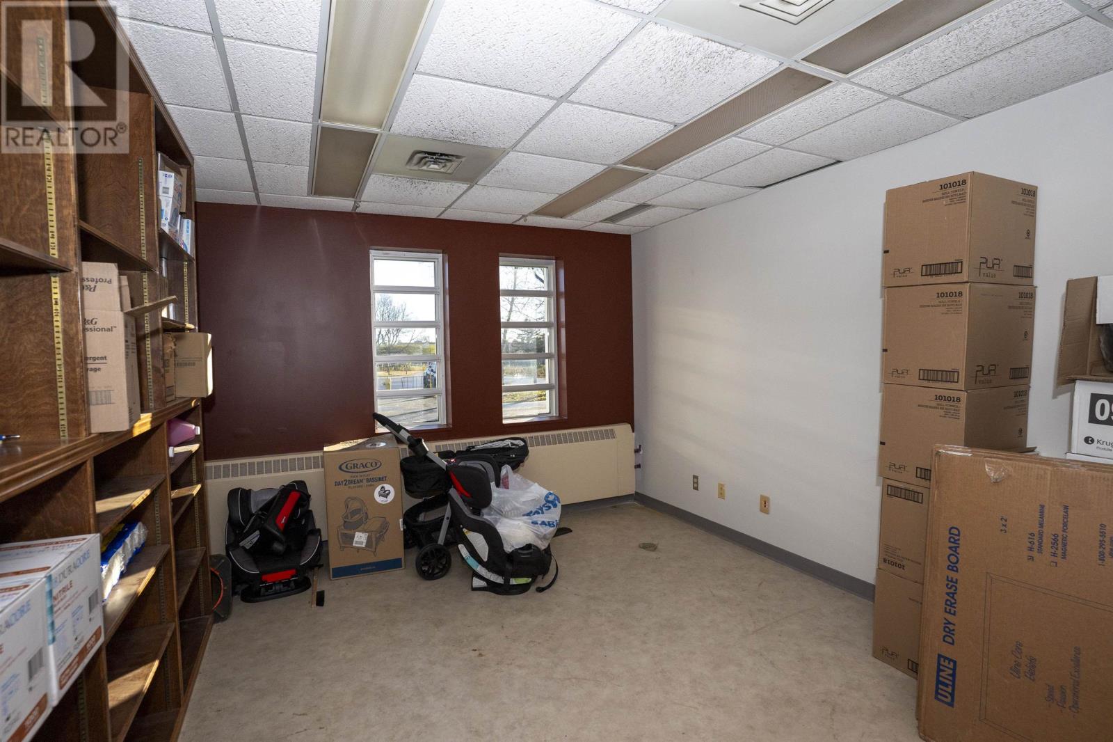 1024 Oliver Rd, Thunder Bay, Ontario P7B 7A5 - Photo 8 - TB253574