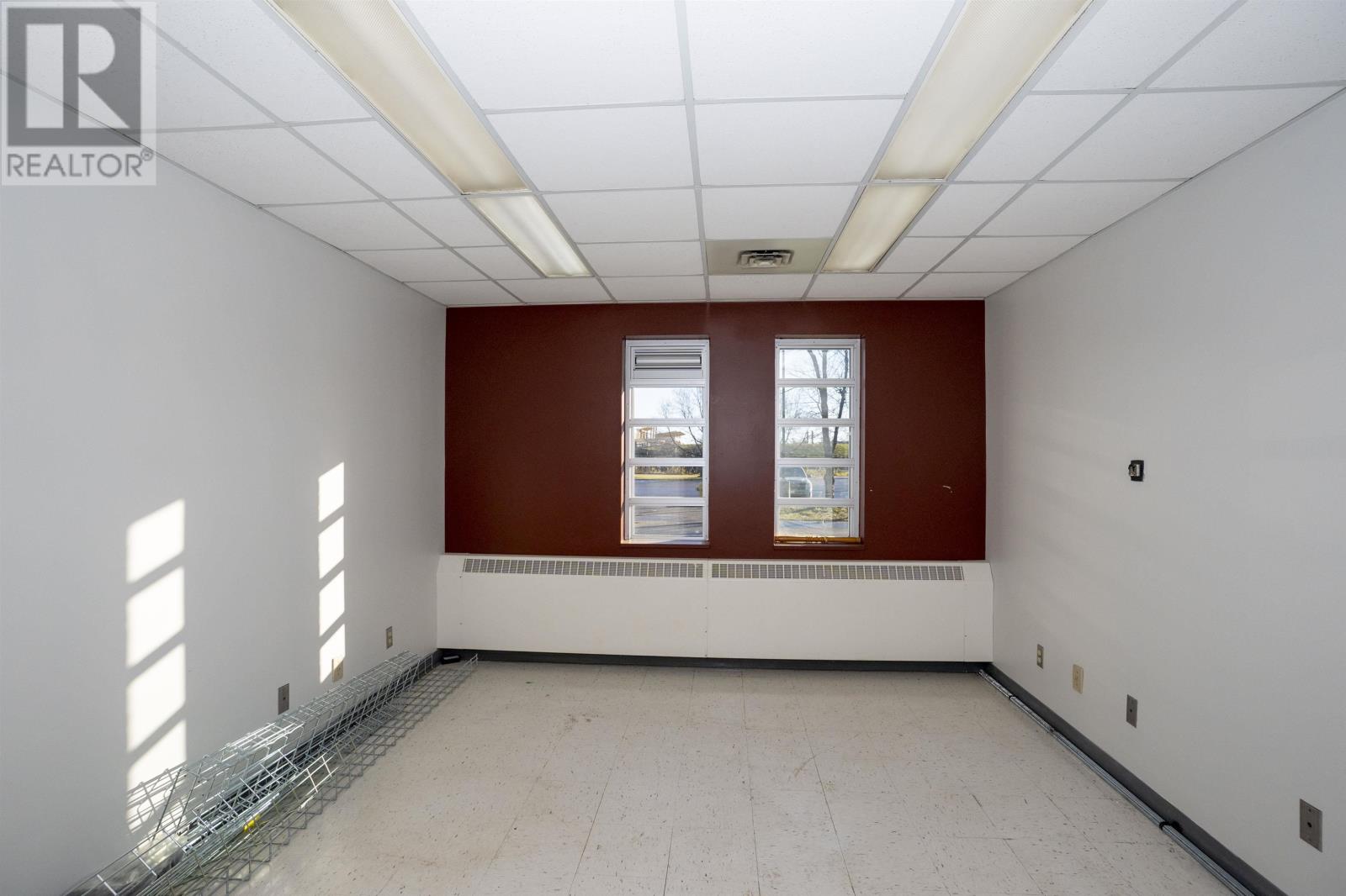 1024 Oliver Rd, Thunder Bay, Ontario P7B 7A5 - Photo 7 - TB253574