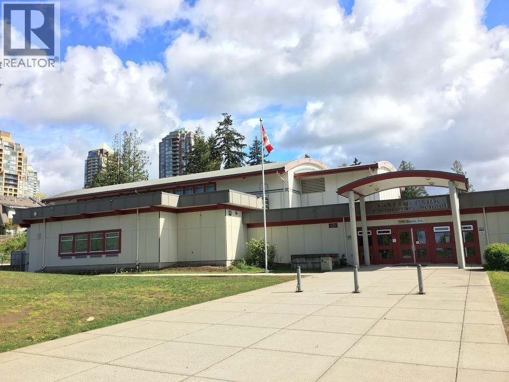 110 6707 Southpoint Drive, Burnaby, British Columbia  V3N 4V8 - Photo 35 - R3071161