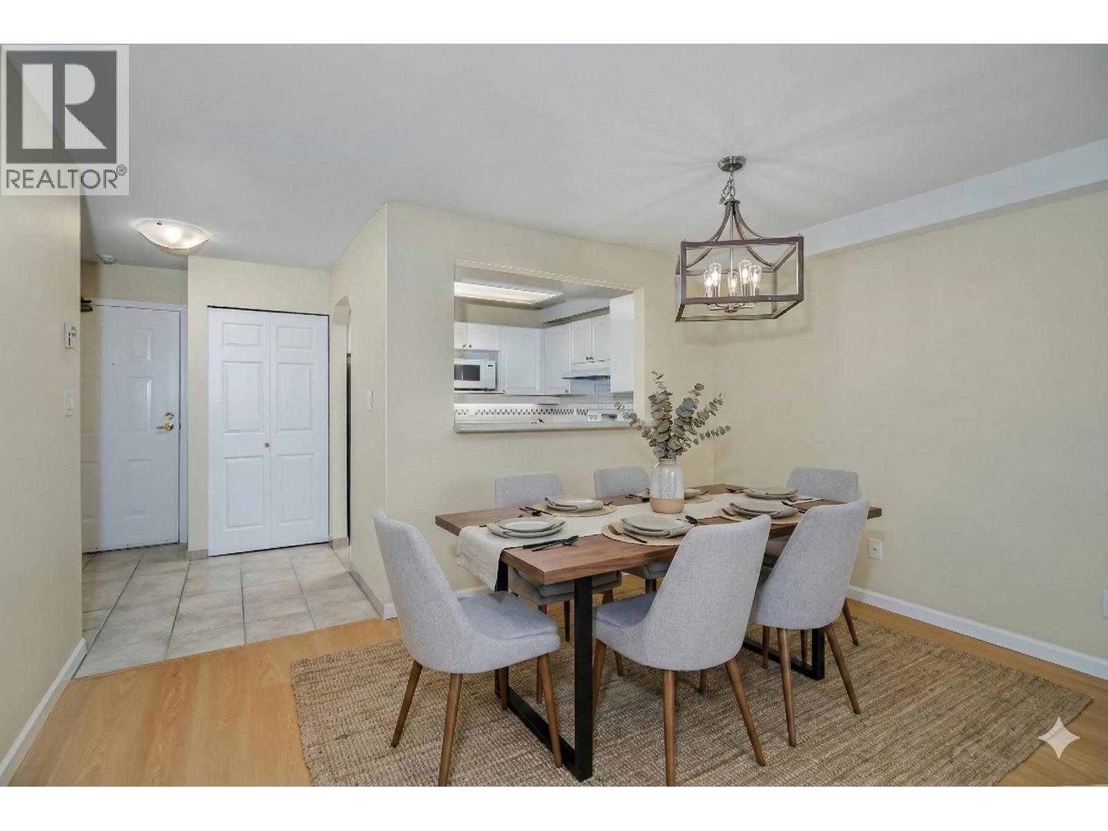 110 6707 Southpoint Drive, Burnaby, British Columbia  V3N 4V8 - Photo 7 - R3071161