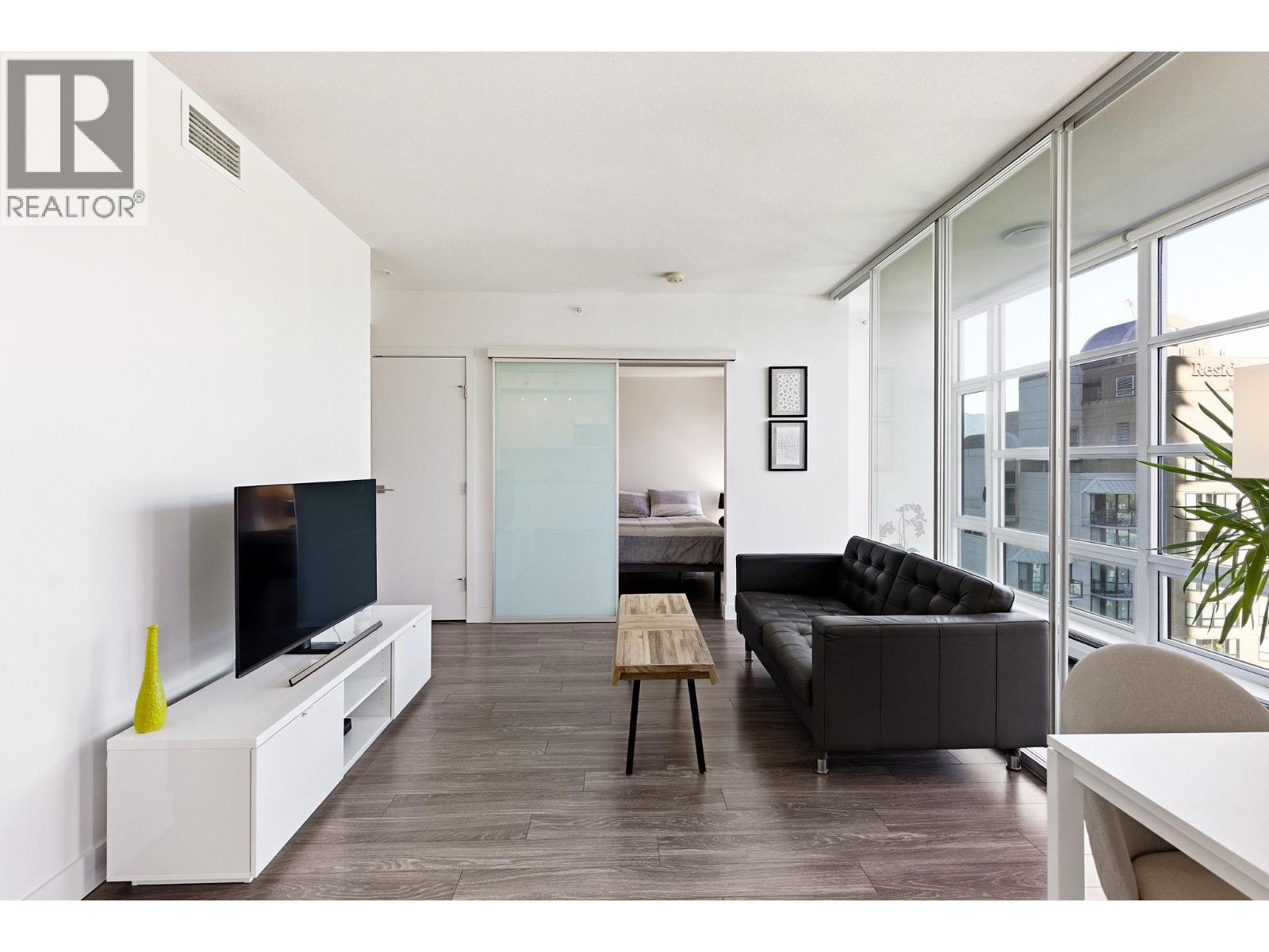 2503 1283 Howe Street, Vancouver, British Columbia  V6Z 0E3 - Photo 3 - R3071170