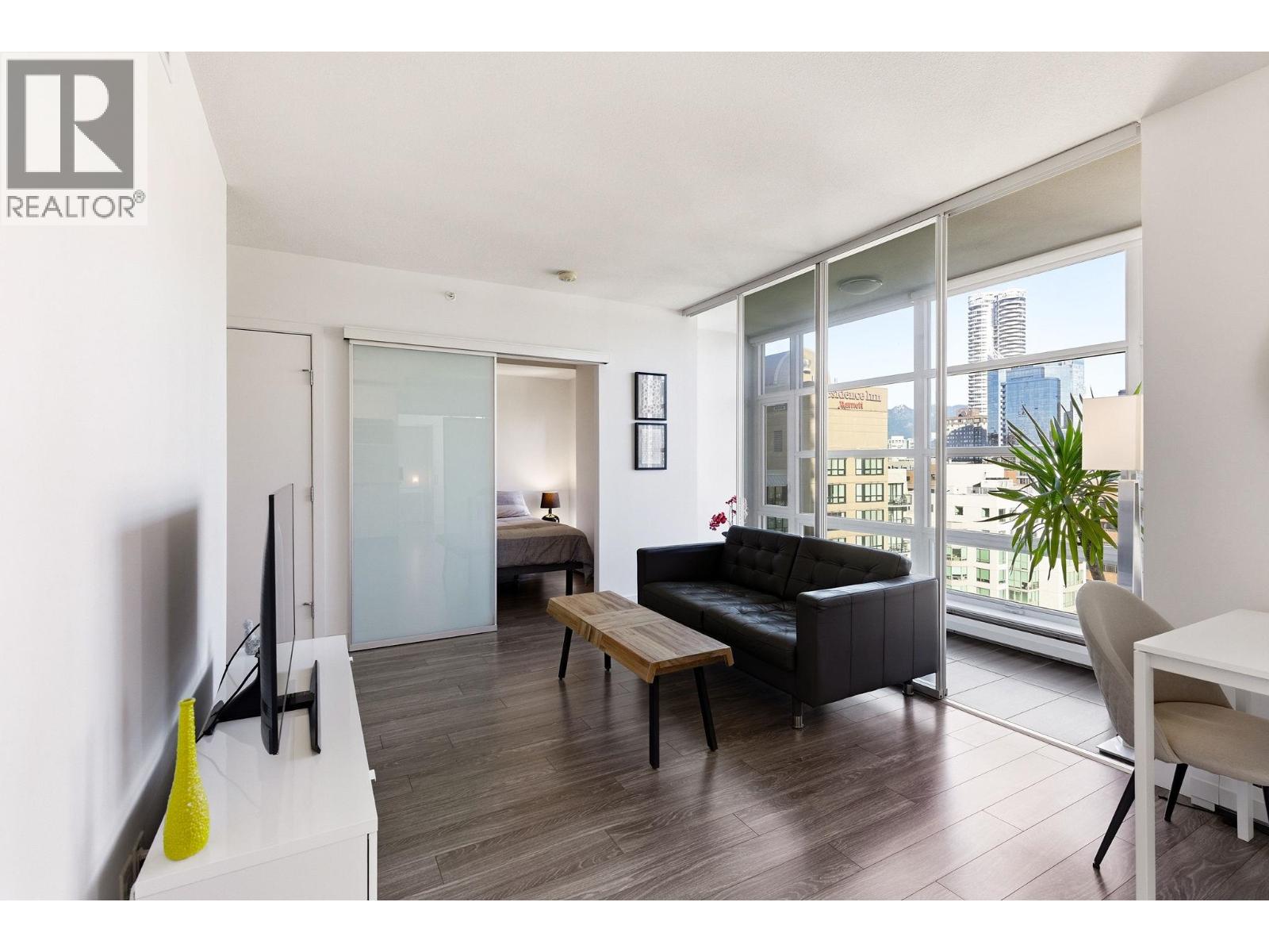 2503 1283 Howe Street, Vancouver, British Columbia  V6Z 0E3 - Photo 4 - R3071170