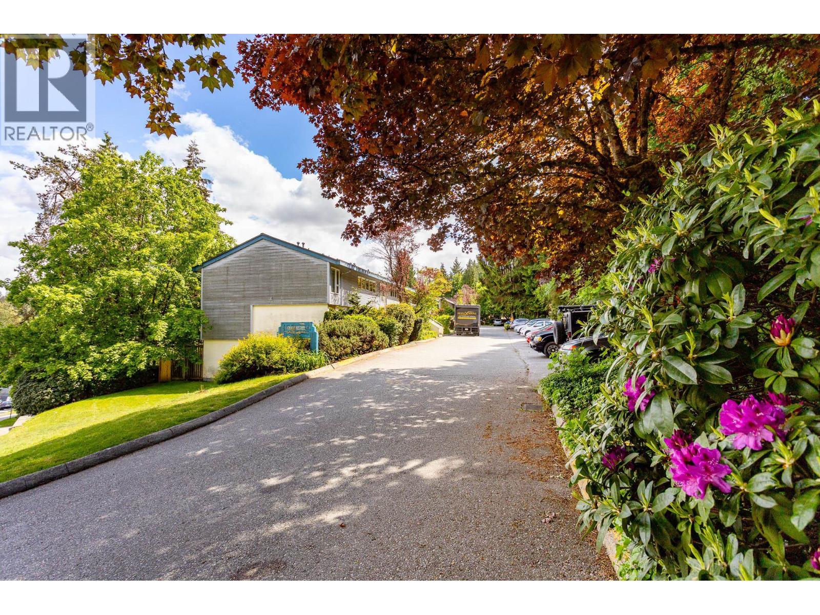 1087 Cecile Drive, Port Moody, British Columbia  V3H 1M6 - Photo 31 - R3071178