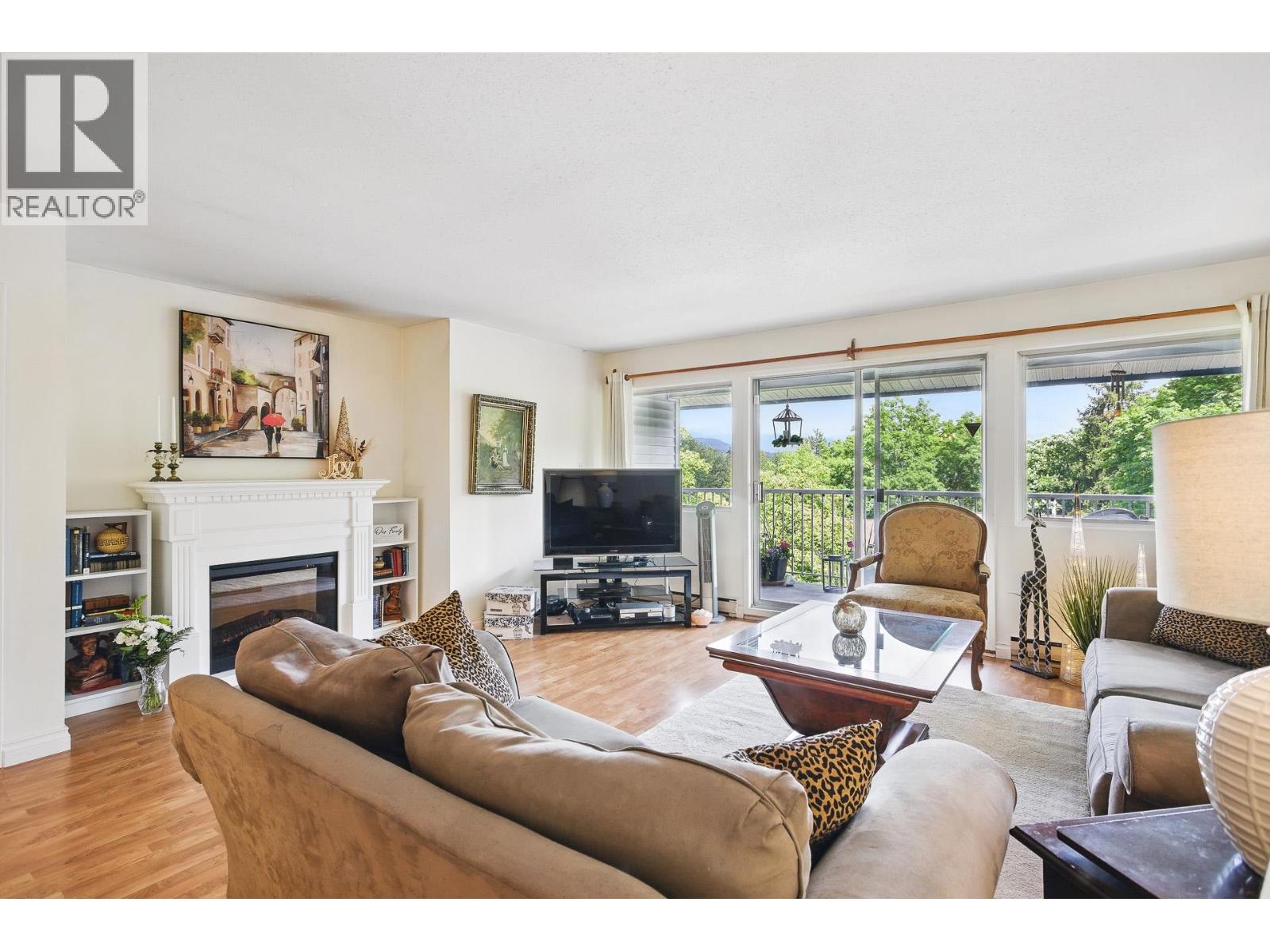 1087 Cecile Drive, Port Moody, British Columbia  V3H 1M6 - Photo 9 - R3071178