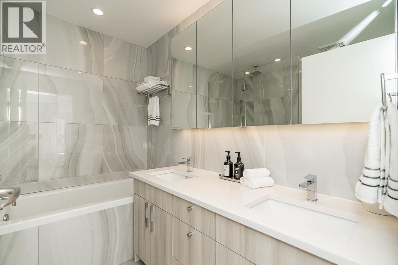 2606 Quebec Street, Vancouver, British Columbia  V5T 3A5 - Photo 10 - R3071195