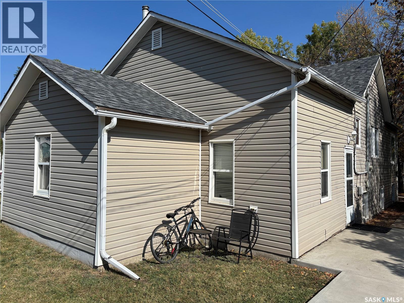 476 4th Avenue Nw, Swift Current, Saskatchewan  S9H 0V3 - Photo 5 - SK019636