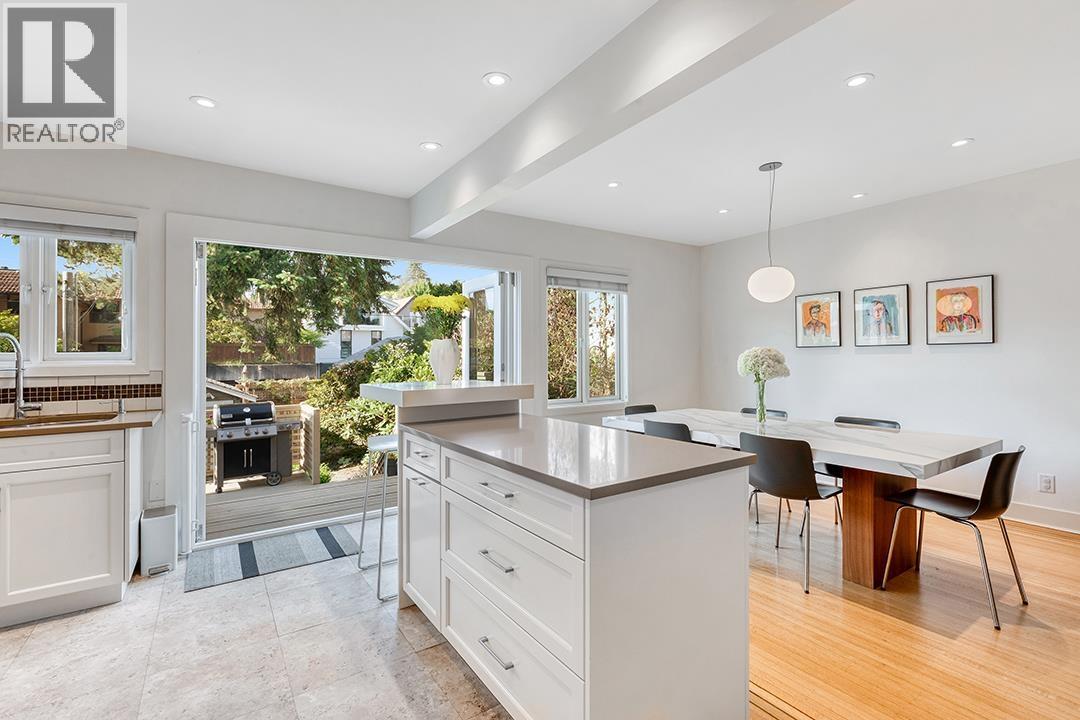 3340 W 15th Avenue, Vancouver, British Columbia V6R 2Y8 - Photo 10 - R3071183