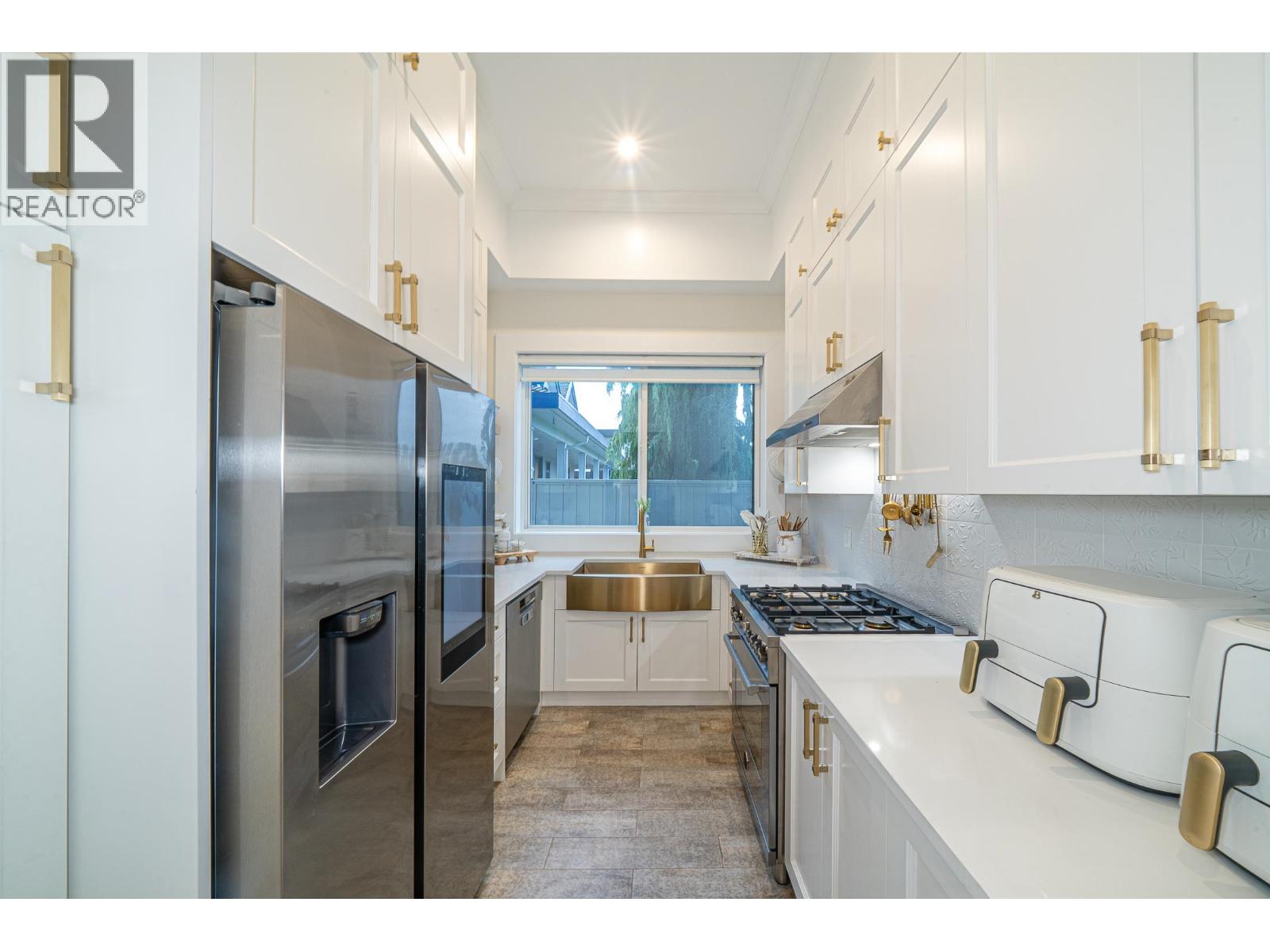 11566 Blundell Road, Richmond, British Columbia V6Y 1L3 - Photo 13 - R3071189