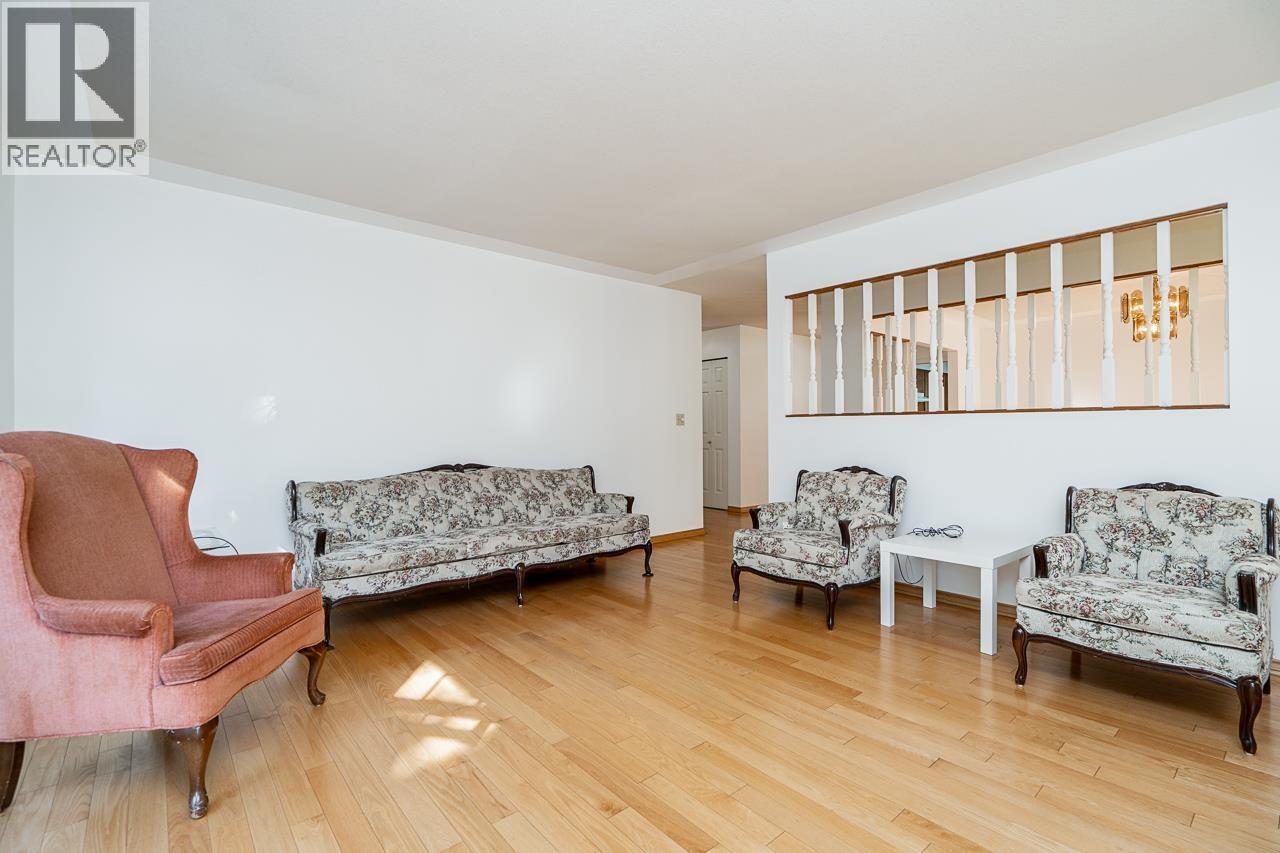 5031 Halifax Street, Burnaby, British Columbia  V5B 2N4 - Photo 6 - R3071196