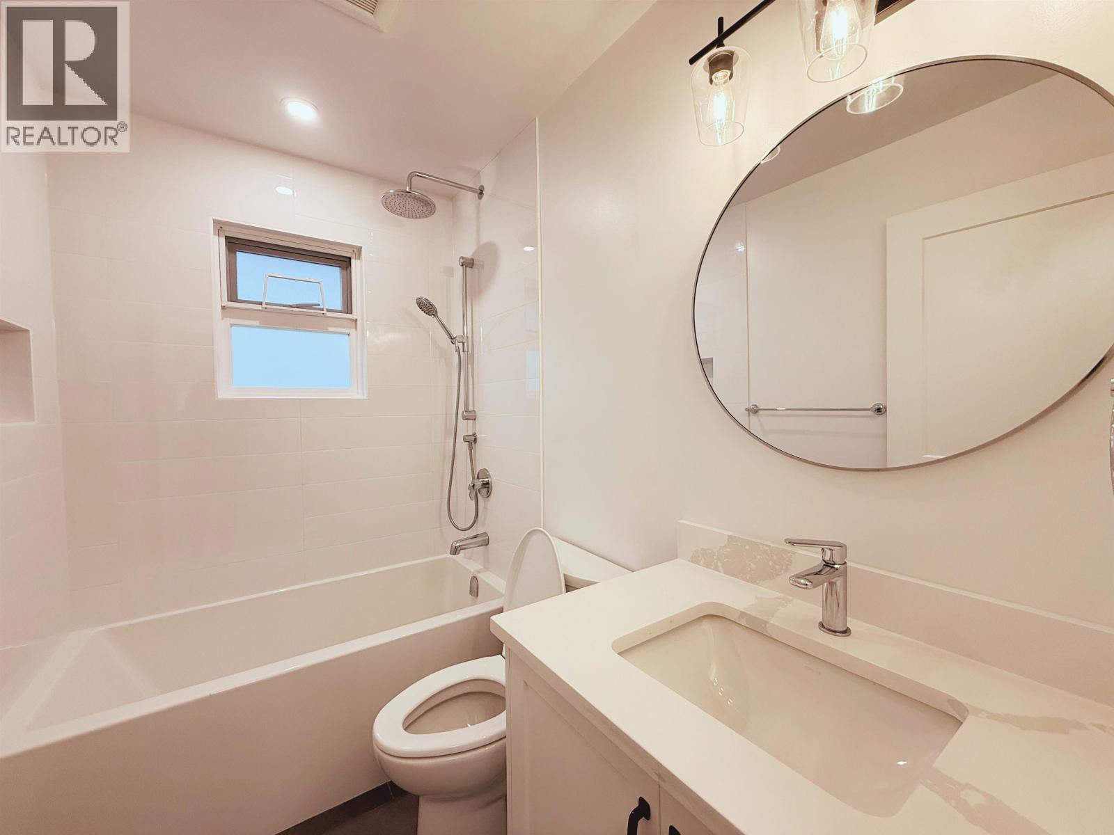 1967 Dorset Avenue, Port Coquitlam, British Columbia  V3B 2A6 - Photo 10 - R3071203