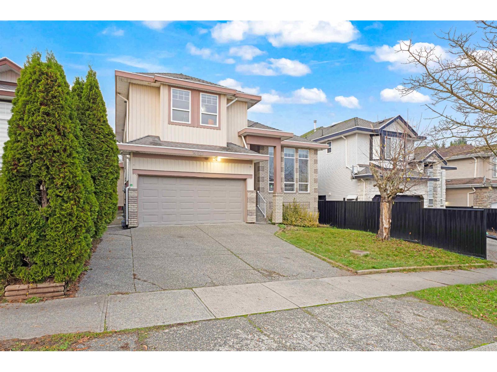 14621 81a Avenue, Surrey, British Columbia  V3S 9Y4 - Photo 3 - R3070543